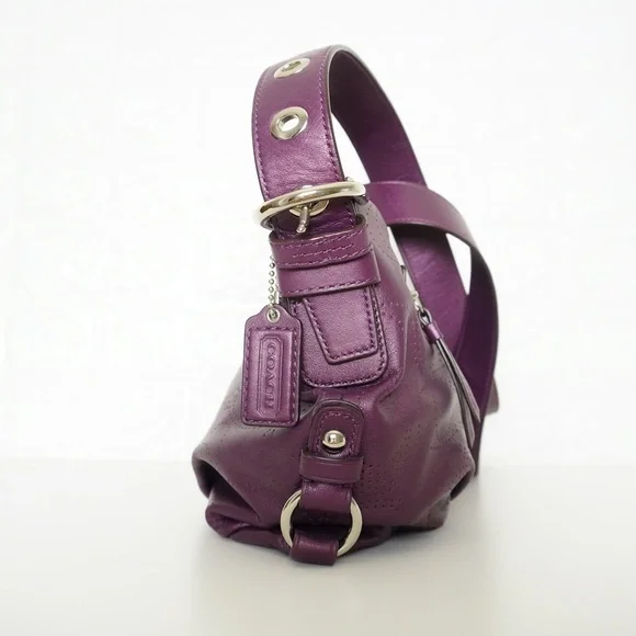 Coach Handbag beautiful!! - Picture 6 of 13